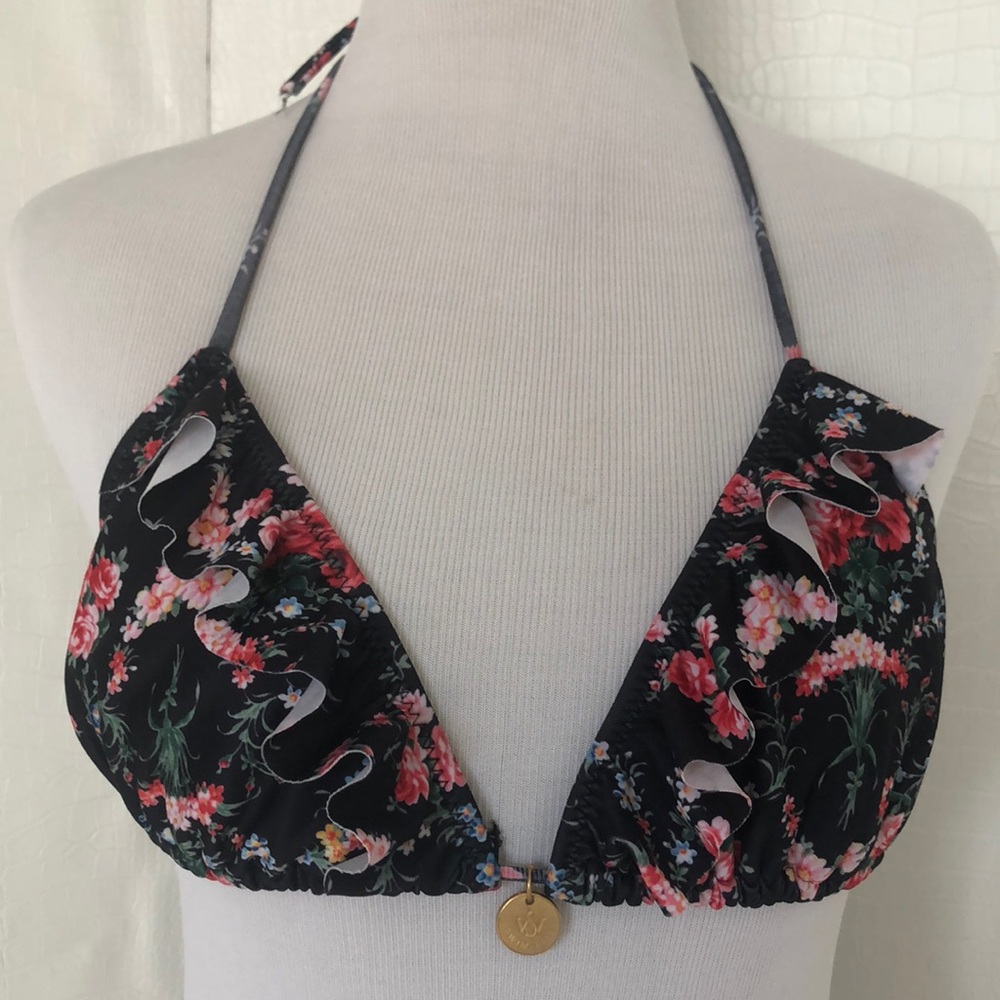 SMALL ROSES 🌹 BIKINI. - Picture 2 of 7
